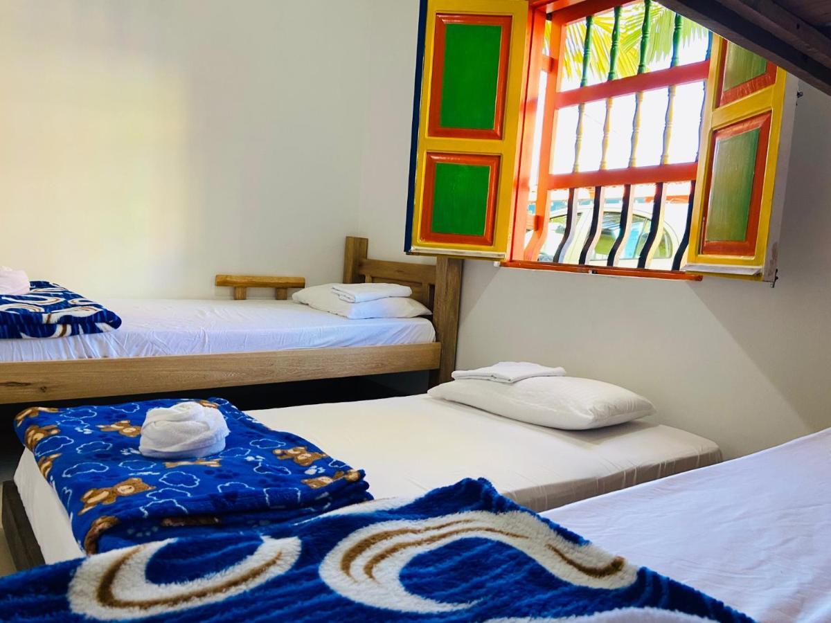 Casa Hostal Las Palmeras Guatapé エクステリア 写真