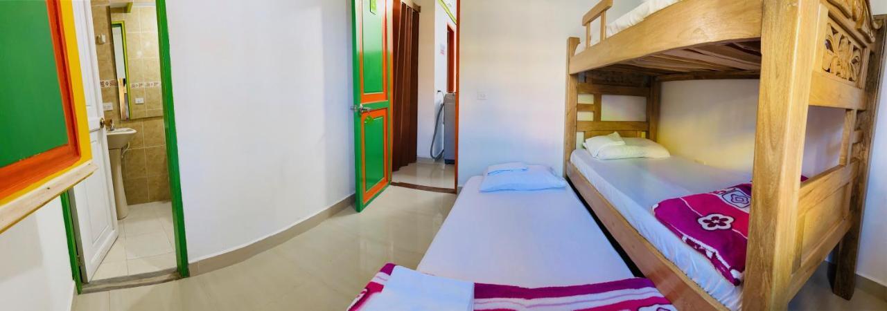Casa Hostal Las Palmeras Guatapé エクステリア 写真