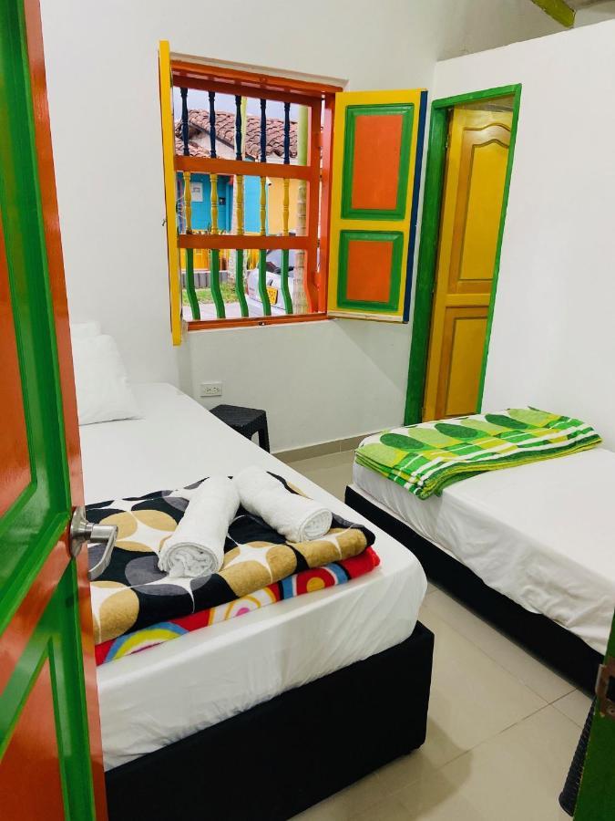 Casa Hostal Las Palmeras Guatapé エクステリア 写真