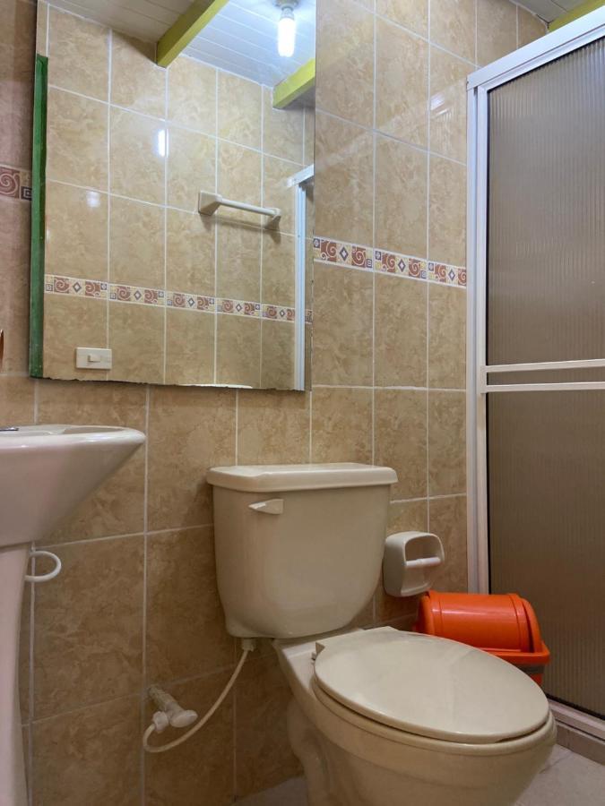 Casa Hostal Las Palmeras Guatapé エクステリア 写真