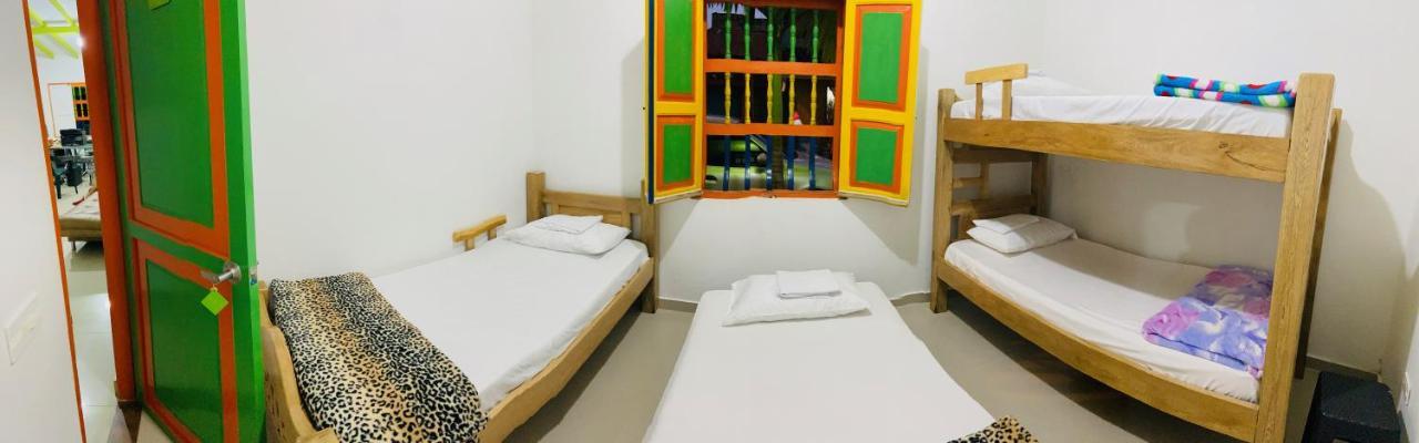 Casa Hostal Las Palmeras Guatapé エクステリア 写真