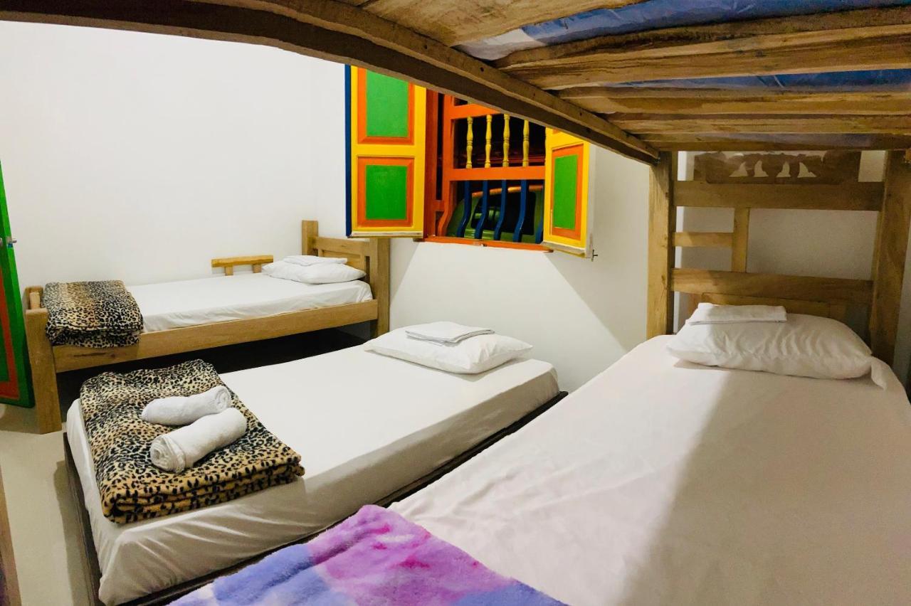 Casa Hostal Las Palmeras Guatapé エクステリア 写真